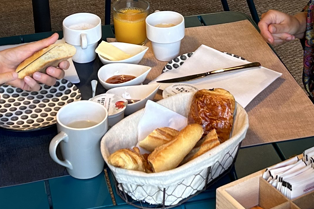 Petit déjeuner